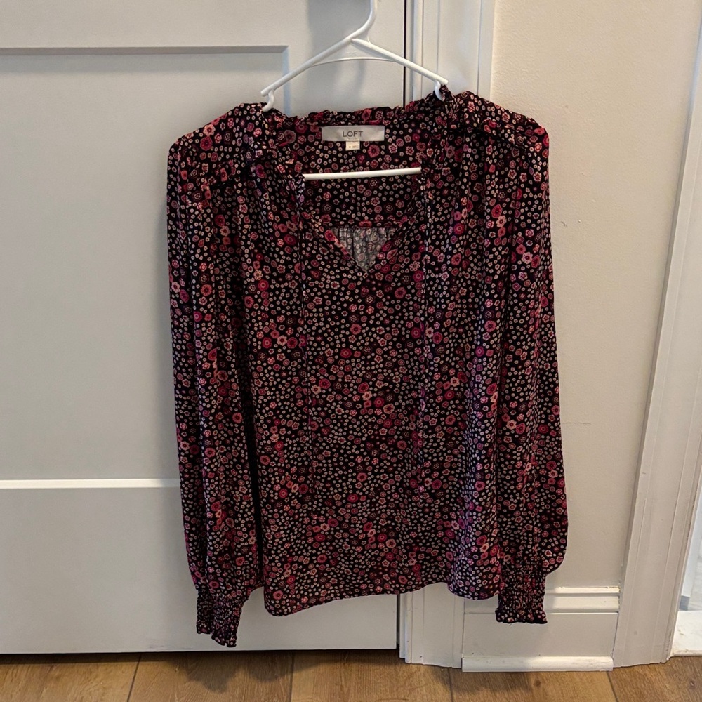 LOFT Black Floral V-Neck Long Sleeve Blouse with Pink Accents